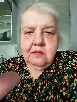 Snapshot of HapinessLovee chatting on April 21, 2026, 6:31 am HapinessLovee online show from April 21, 2026, 6:31 am