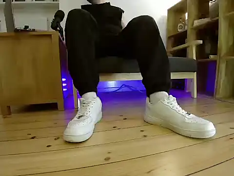 Snapshot of jonas_camboy chatting on January 15, 2026, 4:22 pm jonas camboy online show from January 15, 2026, 4:22 pm