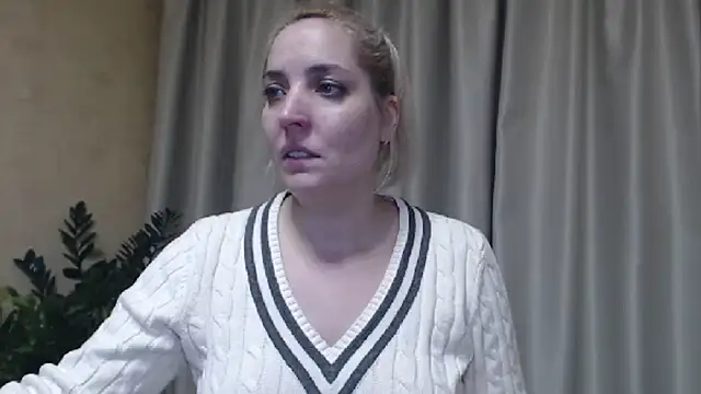 Snapshot of sweetpussy chatting on February 1, 2025, 6:08 pm sweetpussy online show from February 1, 2025, 6:08 pm