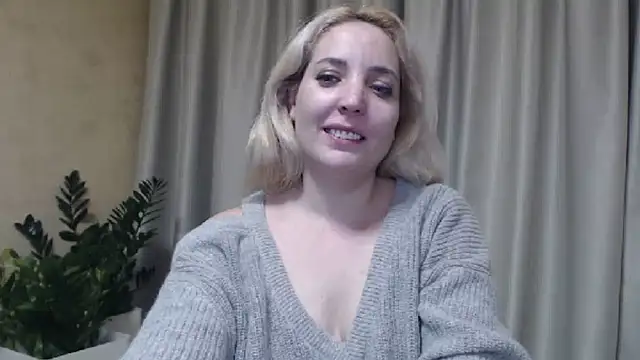 Snapshot of sweetpussy chatting on February 2, 2025, 6:53 pm sweetpussy online show from February 2, 2025, 6:53 pm