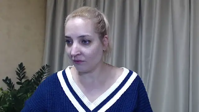 Snapshot of sweetpussy chatting on February 7, 2025, 3:52 pm sweetpussy online show from February 7, 2025, 3:52 pm