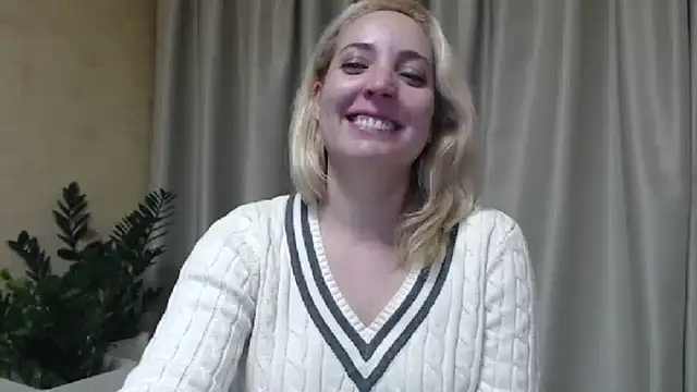 Snapshot of sweetpussy chatting on February 8, 2025, 8:42 pm sweetpussy online show from February 8, 2025, 8:42 pm