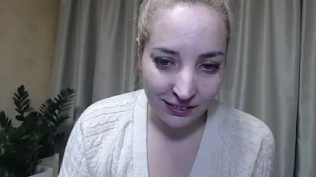 Snapshot of sweetpussy chatting on February 15, 2025, 1:38 pm sweetpussy online show from February 15, 2025, 1:38 pm