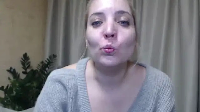 Snapshot of sweetpussy chatting on February 16, 2025, 4:32 pm sweetpussy online show from February 16, 2025, 4:32 pm
