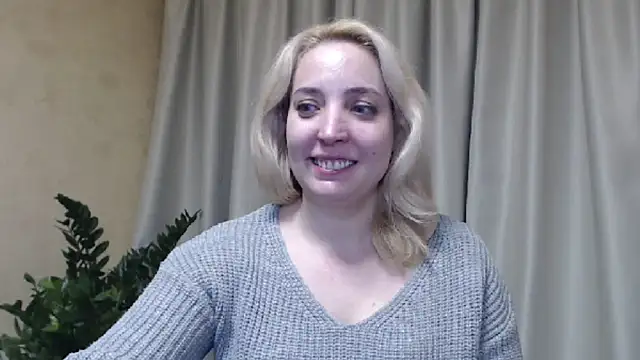 Snapshot of sweetpussy chatting on February 20, 2025, 5:29 pm sweetpussy online show from February 20, 2025, 5:29 pm