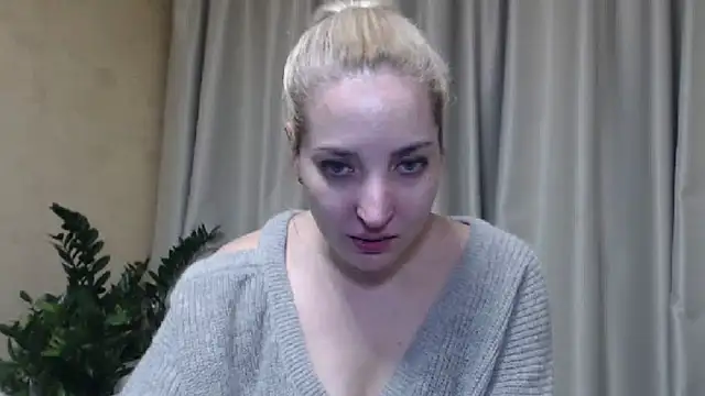 Snapshot of sweetpussy chatting on March 1, 2025, 10:10 pm sweetpussy online show from March 1, 2025, 10:10 pm