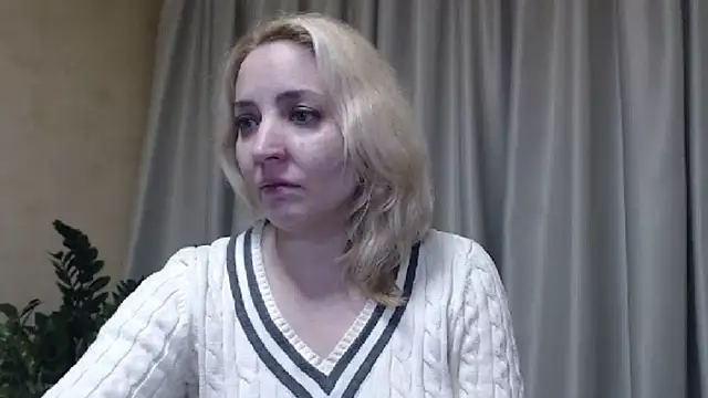 Snapshot of sweetpussy chatting on March 18, 2025, 2:26 pm sweetpussy online show from March 18, 2025, 2:26 pm