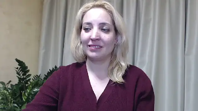 Snapshot of sweetpussy chatting on March 21, 2025, 9:23 pm sweetpussy online show from March 21, 2025, 9:23 pm