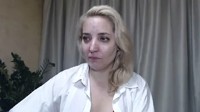 Snapshot of sweetpussy chatting on October 9, 2025, 2:15 pm sweetpussy online show from October 9, 2025, 2:15 pm