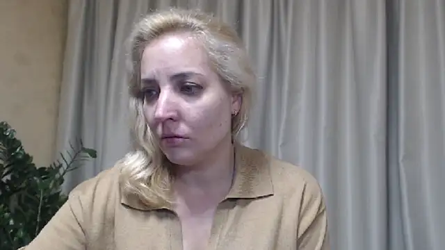 Snapshot of sweetpussy chatting on October 25, 2025, 1:51 pm sweetpussy online show from October 25, 2025, 1:51 pm