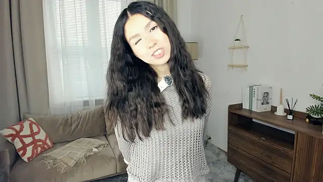 LonaLongsdorf online show from January 12, 2026, 8:41 am