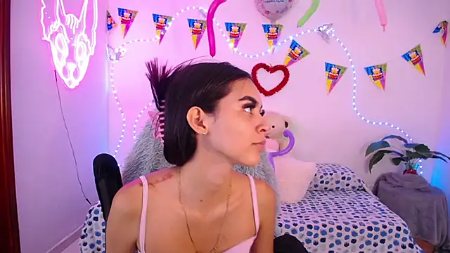 Snapshot of Sofia_tgn chatting on May 25, 2026, 6:36 pm Sofia tgn online show from May 25, 2026, 6:36 pm