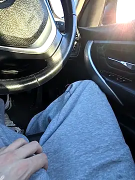 Snapshot of Ronnieedge chatting on March 18, 2026, 4:21 pm Ronnieedge online show from March 18, 2026, 4:21 pm