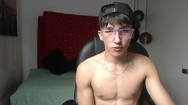 jeremy job online show from December 16, 2025, 12:21 pm