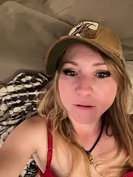 alluringpixie online show from March 6, 2026, 3:03 am