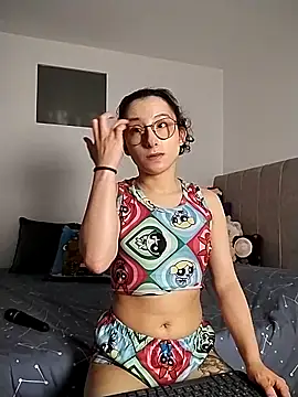 little  ammy online show from December 21, 2025, 3:13 am