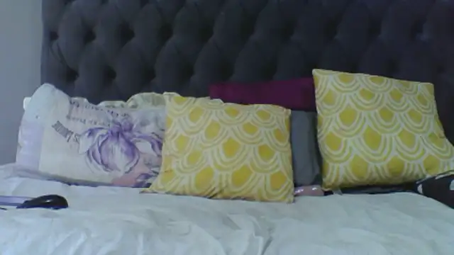 Snapshot of BasellBlue chatting on January 11, 2026, 11:48 am BasellBlue online show from January 11, 2026, 11:48 am