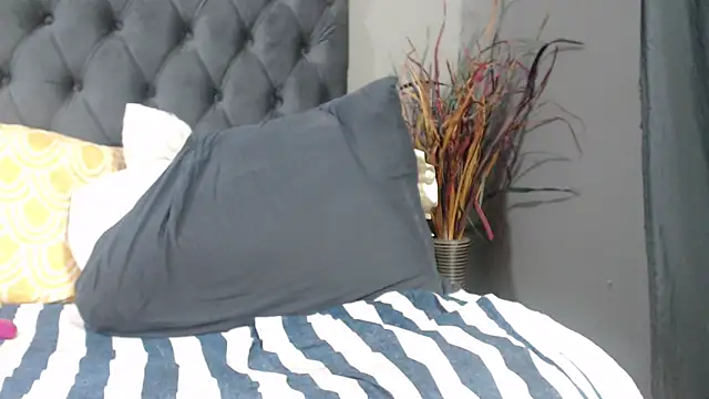 Snapshot of BasellBlue chatting on February 13, 2026, 12:50 am BasellBlue online show from February 13, 2026, 12:50 am