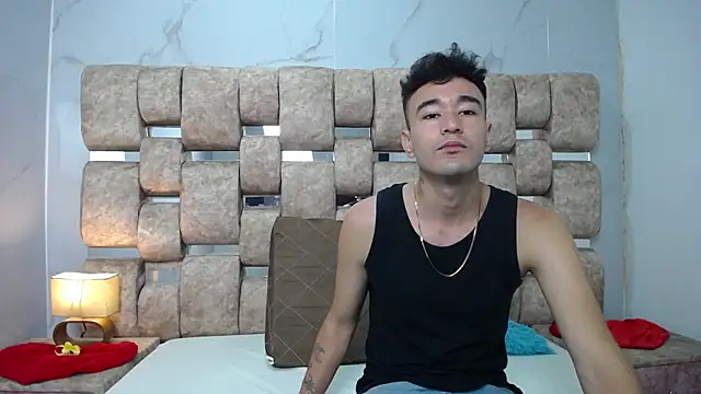 KathyAiden online show from April 1, 2026, 5:21 pm