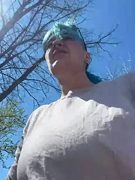 rosiebuddy online show from March 28, 2026, 5:23 pm