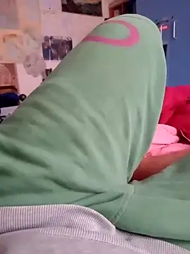 Snapshot of barbone15 chatting on February 28, 2026, 10:27 am barbone15 online show from February 28, 2026, 10:27 am