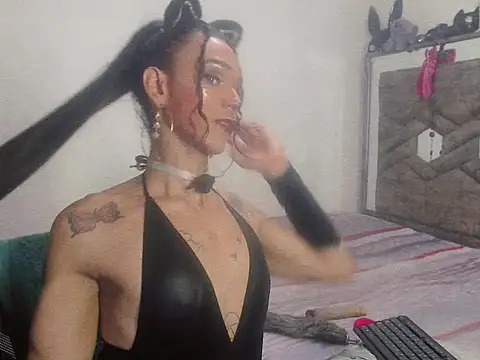 Snapshot of michaeldissts chatting on December 13, 2025, 8:36 pm michaeldissts online show from December 13, 2025, 8:36 pm