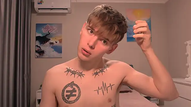 Fredd Xanders online show from December 15, 2025, 11:20 pm