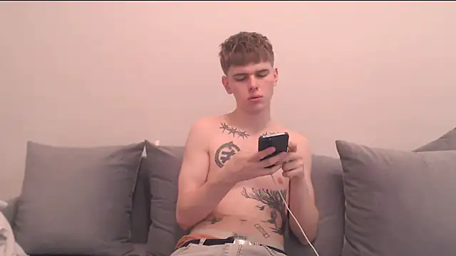 Fredd Xanders online show from April 15, 2026, 6:37 pm