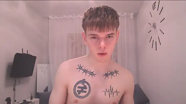 Snapshot of Fredd_Xanders chatting on May 27, 2026, 11:35 pm Fredd Xanders online show from May 27, 2026, 11:35 pm