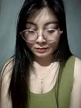 Snapshot of Paerl-sweet chatting on March 16, 2026, 7:56 am Paerl-sweet online show from March 16, 2026, 7:56 am