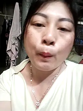 Snapshot of Paerl-sweet chatting on March 19, 2026, 1:09 am Paerl-sweet online show from March 19, 2026, 1:09 am