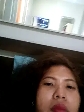 Snapshot of hornyjazzy chatting on December 5, 2025, 6:33 am hornyjazzy online show from December 5, 2025, 6:33 am