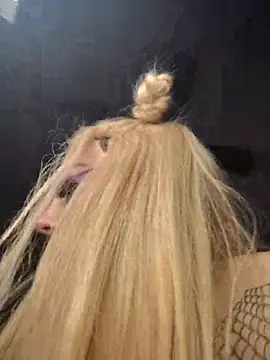 Snapshot of SpiderRose chatting on December 16, 2025, 6:07 am SpiderRose online show from December 16, 2025, 6:07 am