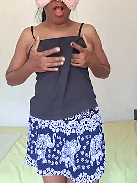 Snapshot of BadAhkm chatting on December 16, 2025, 7:57 am BadAhkm online show from December 16, 2025, 7:57 am