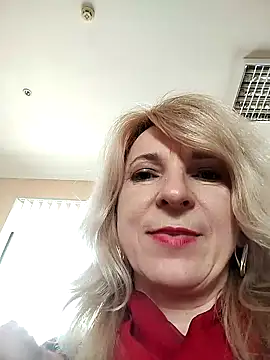 Snapshot of AhlyssaLove1155 chatting on March 12, 2026, 10:10 am AhlyssaLove1155 online show from March 12, 2026, 10:10 am