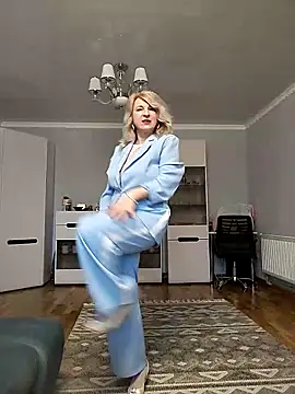 Snapshot of AhlyssaLove1155 chatting on March 15, 2026, 10:10 am AhlyssaLove1155 online show from March 15, 2026, 10:10 am