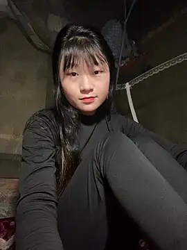 hinata-xx online show from January 11, 2026, 7:35 am