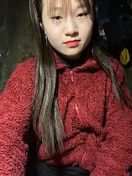 hinata-xx online show from February 22, 2026, 8:24 am