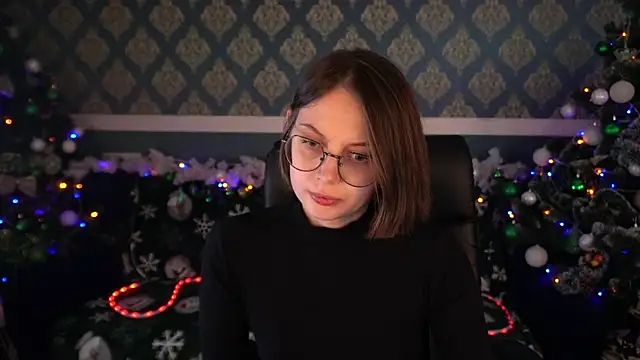 Snapshot of CharlyWines chatting on January 7, 2026, 7:49 pm CharlyWines online show from January 7, 2026, 7:49 pm