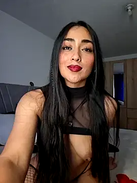 Snapshot of love_samantha chatting on December 17, 2025, 6:47 pm love samantha online show from December 17, 2025, 6:47 pm