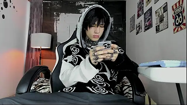 koryu skull online show from March 18, 2026, 10:02 pm