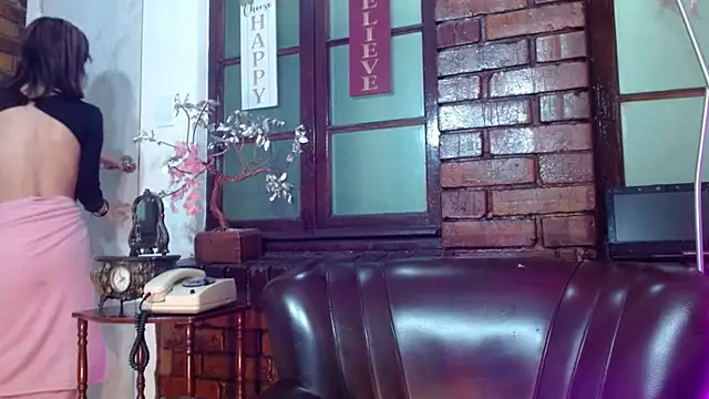 Snapshot of Sue_Sparkle chatting on December 20, 2025, 7:10 pm Sue Sparkle online show from December 20, 2025, 7:10 pm