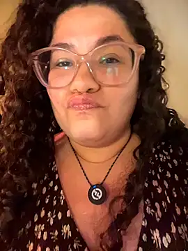 Snapshot of VanesssaMilf_ chatting on February 25, 2026, 3:38 am VanesssaMilf online show from February 25, 2026, 3:38 am