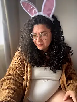 Snapshot of VanesssaMilf_ chatting on April 2, 2026, 1:20 pm VanesssaMilf online show from April 2, 2026, 1:20 pm