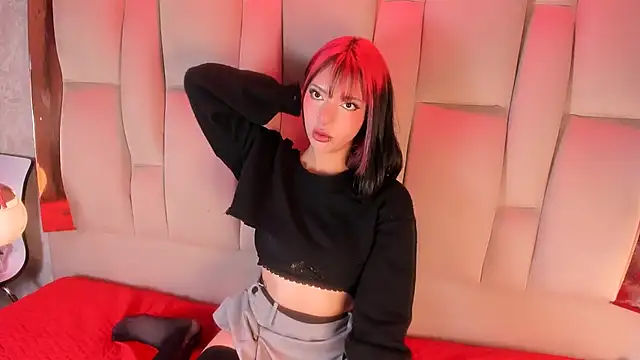 NamiMoon1 online show from December 20, 2025, 12:56 pm