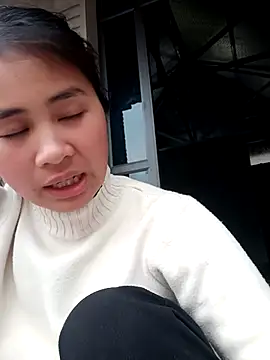 Snapshot of Him_MountainGirl chatting on February 3, 2026, 9:03 am Him MountainGirl online show from February 3, 2026, 9:03 am