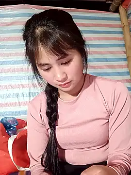 Snapshot of Him_MountainGirl chatting on February 4, 2026, 11:38 am Him MountainGirl online show from February 4, 2026, 11:38 am