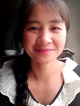 Snapshot of Him_MountainGirl chatting on February 27, 2026, 1:38 am Him MountainGirl online show from February 27, 2026, 1:38 am