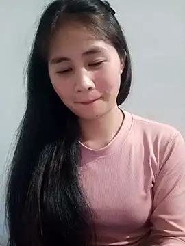 Snapshot of Him_MountainGirl chatting on March 1, 2026, 2:30 pm Him MountainGirl online show from March 1, 2026, 2:30 pm