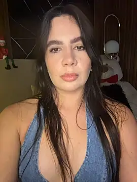 ValentinaEliot online show from December 14, 2025, 1:33 am